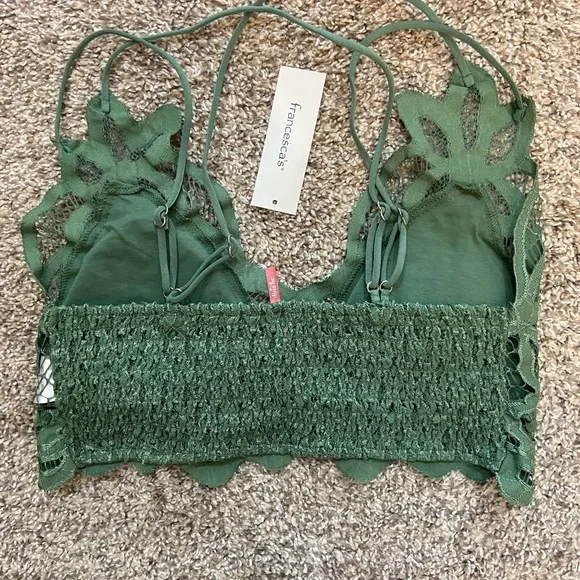 NWT Francesca's Collections Sage Lace Bralette - Picture 2 of 3